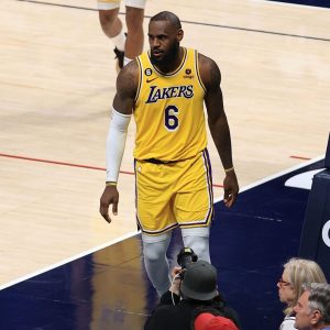 LeBron James Contemplates his Future: is ‘The King’ Abdicating?